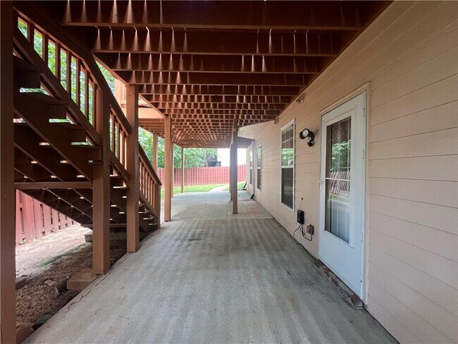 Building Photo - 1435 Flagler Ct SW