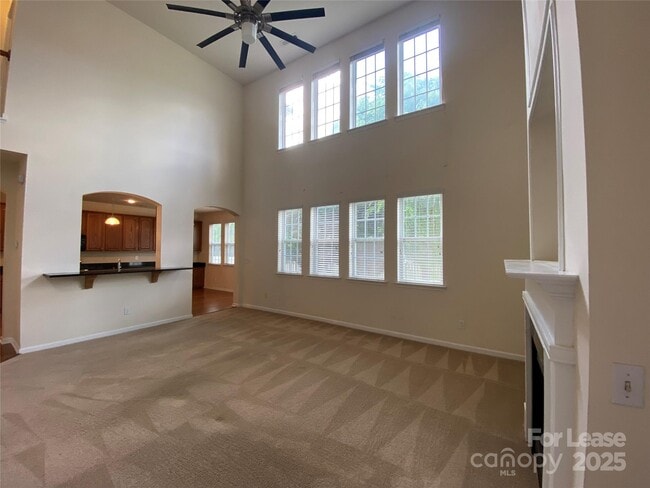 Building Photo - 6512 Manitoba Ln