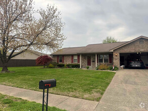 Building Photo - 3012 Pebble Brook