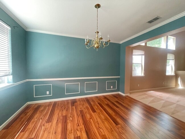 Building Photo - 959 Sterling Cir