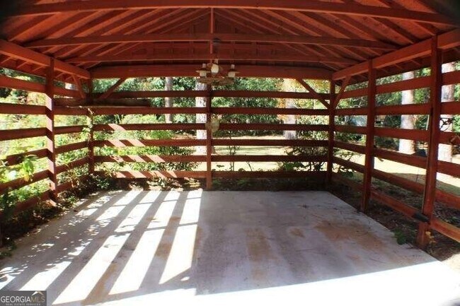 Building Photo - 1306 Edgewood Dr