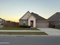 Building Photo - 401 Eastwood Dr