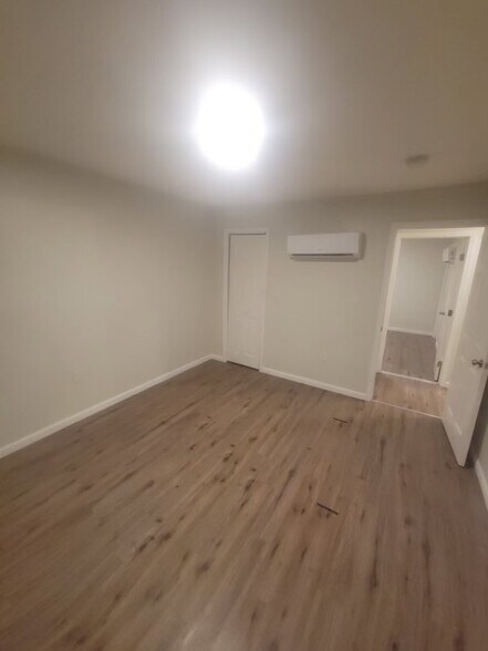 Building Photo - 4175 Elizabeth Park Ct