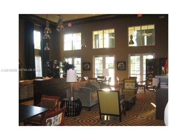 Building Photo - 690 Amador Ln