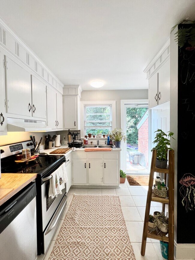 Building Photo - 107 Stancill Dr