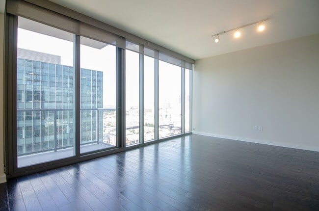 Building Photo - Stunner in the Gulch