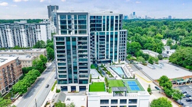 Building Photo - 2425 Peachtree Rd