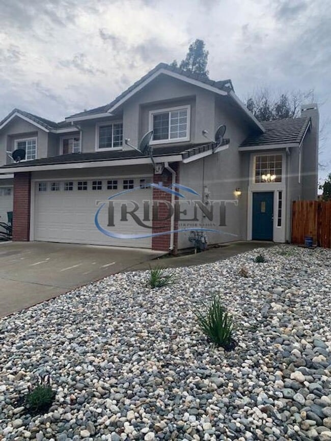 Building Photo - 1022/1024 Gilliland Drive