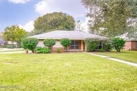 Building Photo - 99 Karolwood Dr