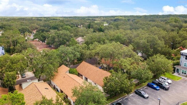 Building Photo - 13721 Lazy Oak Dr