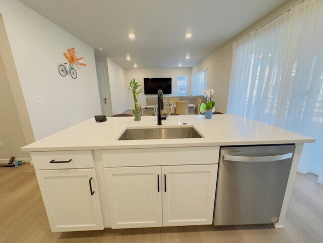 Building Photo - 6944 Hidden Cv Ct