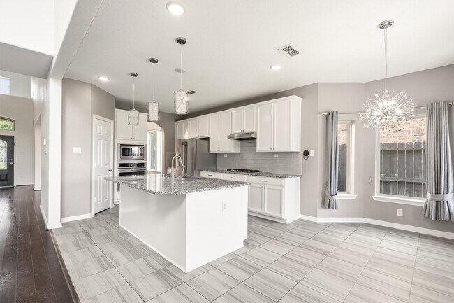 Building Photo - 28131 Scenic Shore Ln