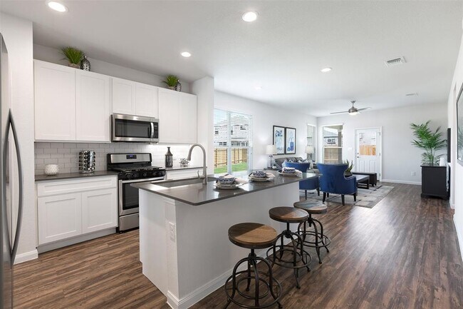 Building Photo - 128 Saguaro Trail