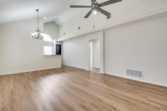 Building Photo - 3803 Branch Hollow Cir