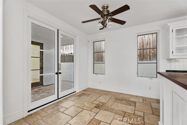 Building Photo - 26509 Via Sacramento