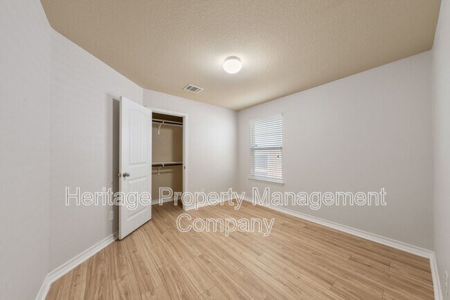 Building Photo - 5923 Overture Dawn