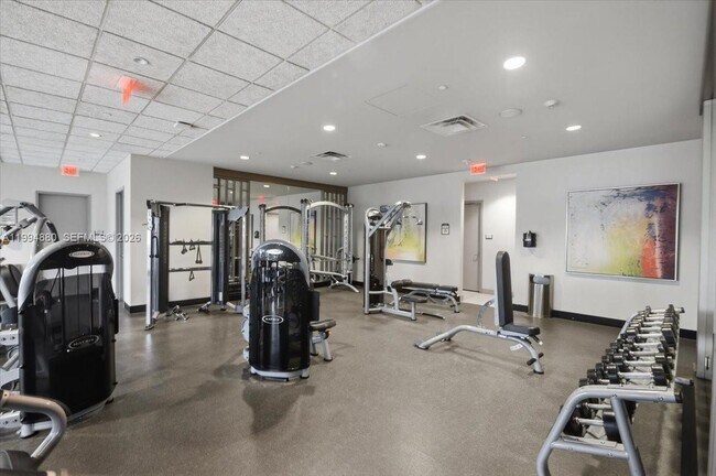 Building Photo - 5300 Paseo Blvd