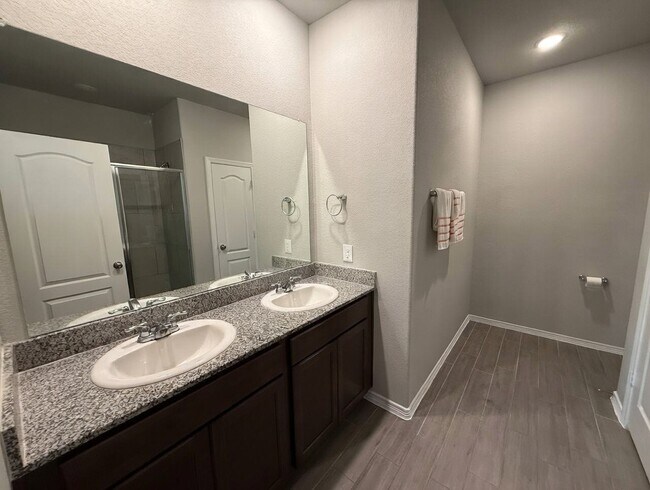 Building Photo - 20023 Tuft Canyon Ct