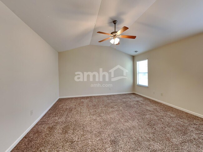 Building Photo - 812 Whitfield Oak Rd