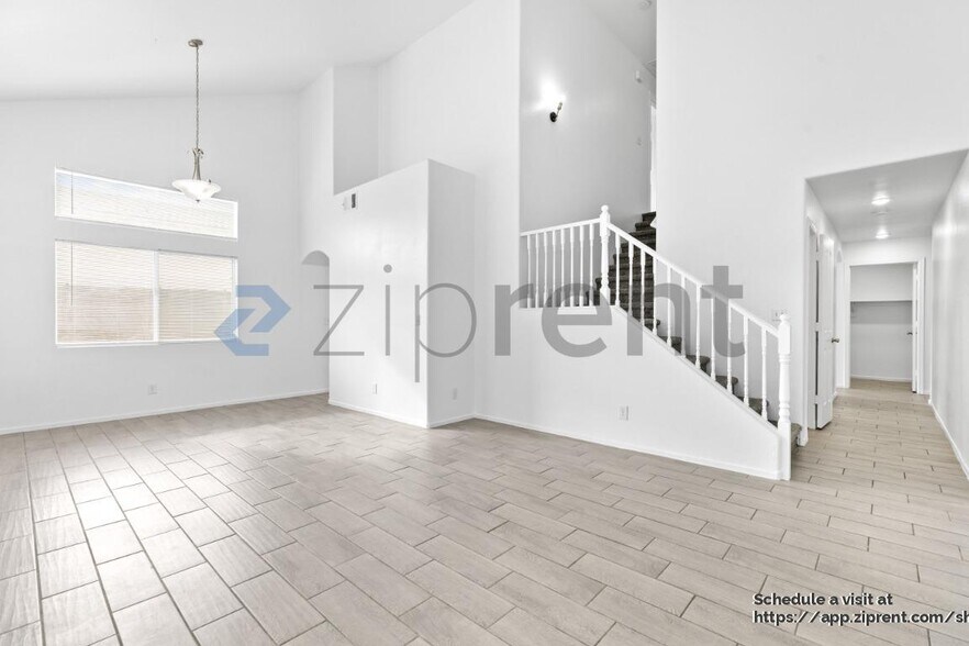 Building Photo - 2085 Lipari Ct