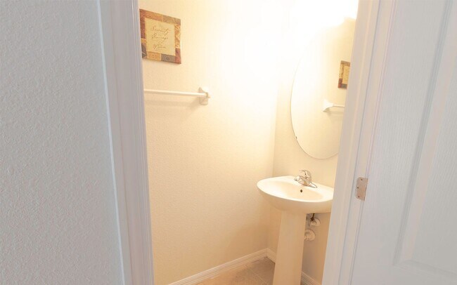 Building Photo - 5179 Bay Isle Cir