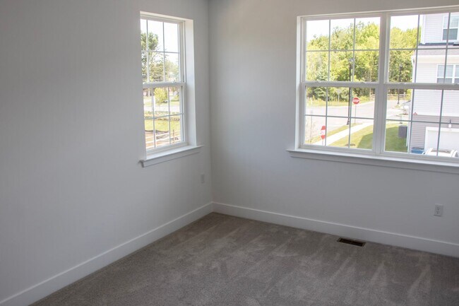 Building Photo - 180 Leona Stewart Ln