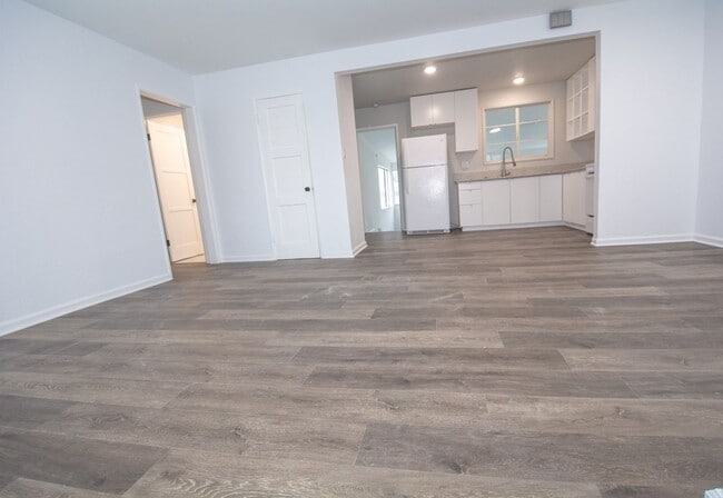 Building Photo - 1560 Goodlett St