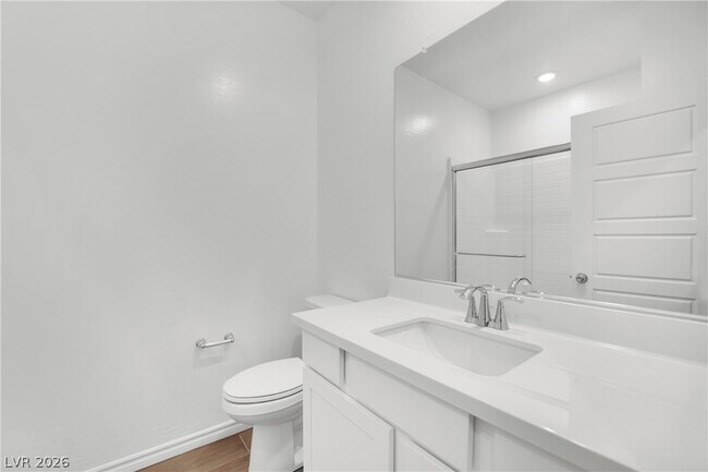 Building Photo - 600 N Carriage Hill Dr