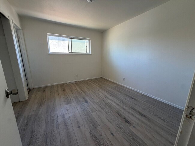 Building Photo - Spacious 4-Bedroom Home on Expansive Lot in the Outskirts of Elk Grove- MORE PHOTOS TO COME!