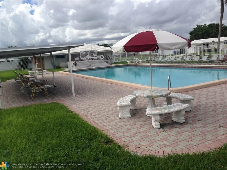One of 2 pools - 2851 E Golf Blvd