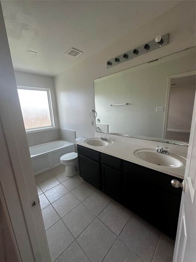 Building Photo - 6807 Whitbourne Meadow Ln