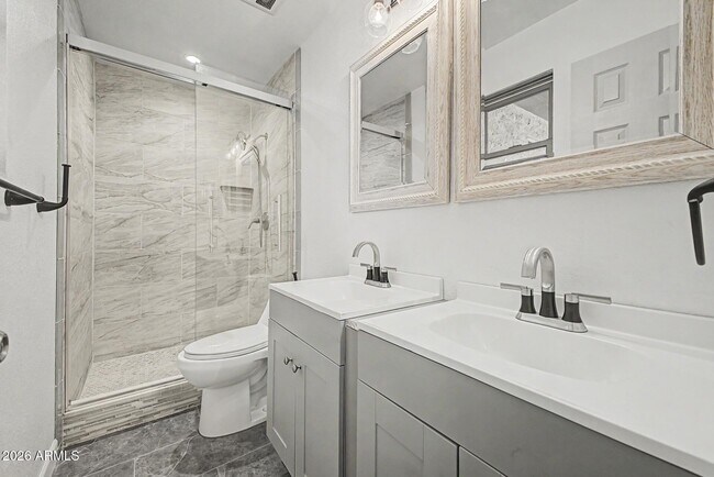 Building Photo - 2629 N 73rd Pl