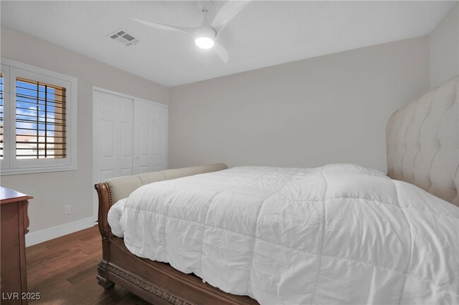 Building Photo - 2705 Meander