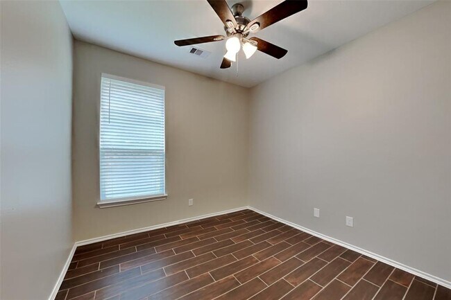 Building Photo - 17814 Misty Pond Ct