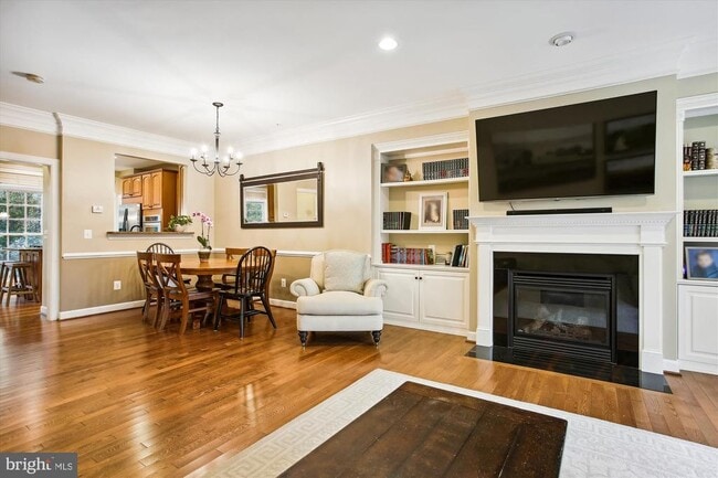 Building Photo - 440 Ferdinand Day Dr