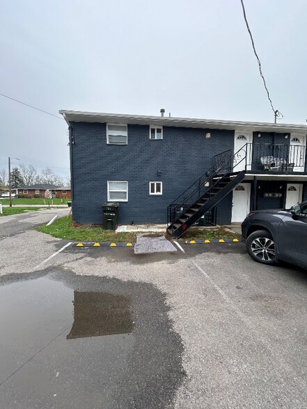 Building Photo - 751 Kingsford Rd