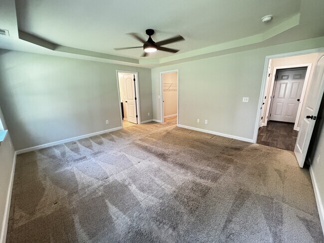 Building Photo - 232 Westfield Dr