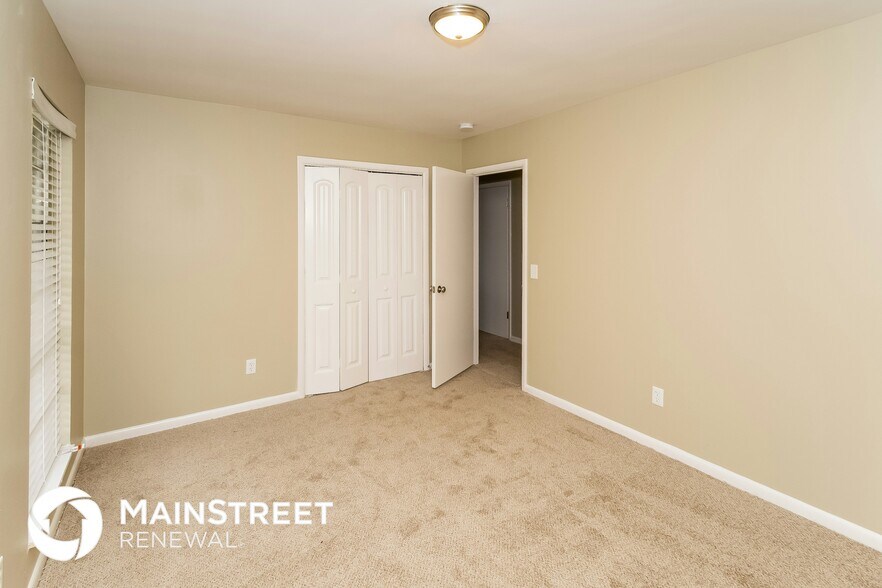 Building Photo - 120 Dewberry Ln