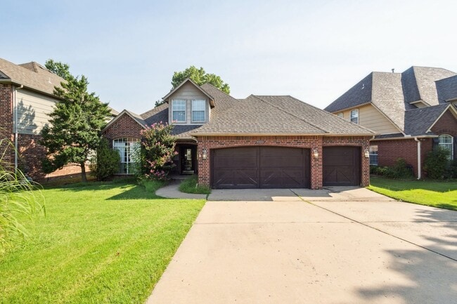 Primary Photo - Spacious 4 Bedroom + Bonus Room