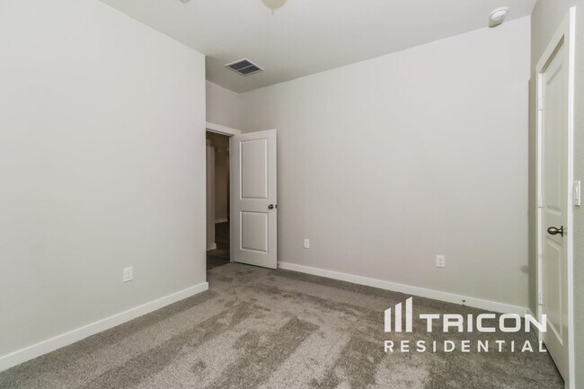 Building Photo - 1609 Palo Verde Wy