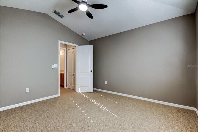 Building Photo - 9002 Spring Garden Way