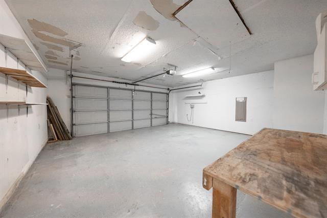 Building Photo - 8661 Malibu St