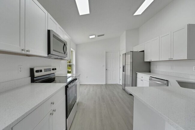 Building Photo - 528 Drayton Rd