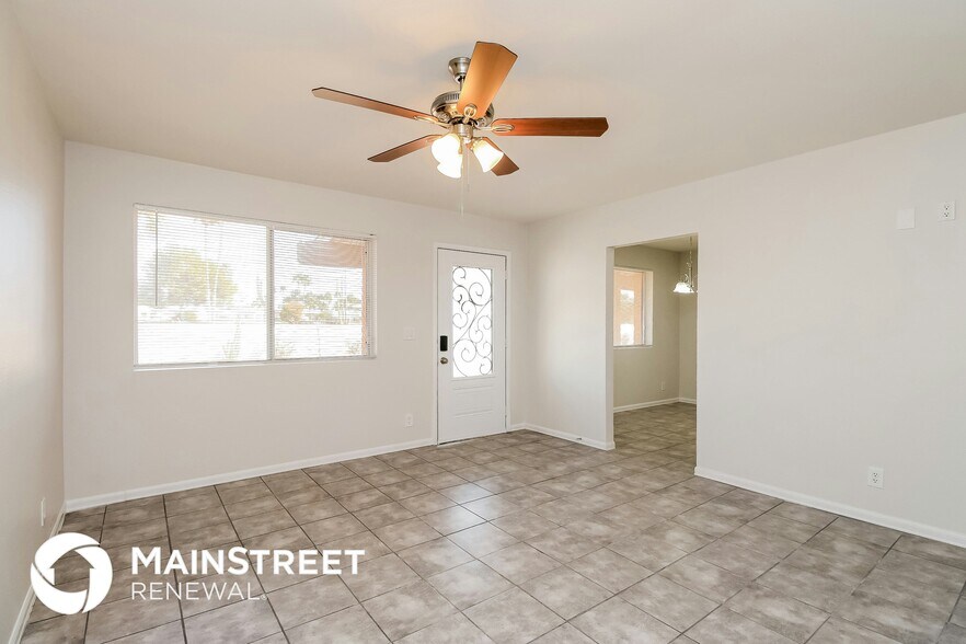 Building Photo - 1256 S Buena Vista Dr