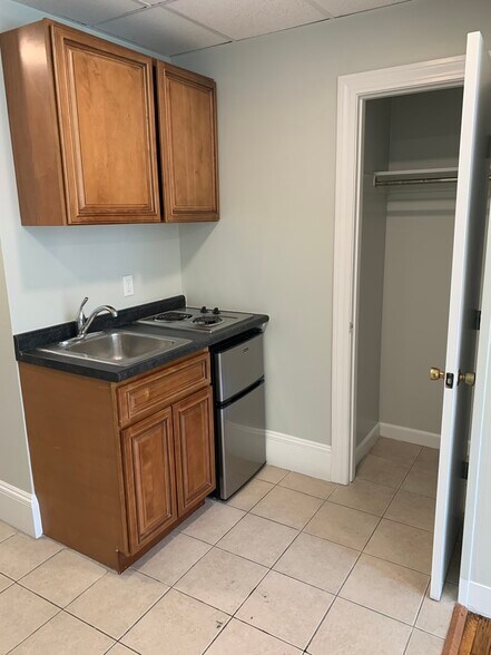 *Pictures are representative samples of the advertised unit. In some cases, the actual units you tou - 510 Beacon St
