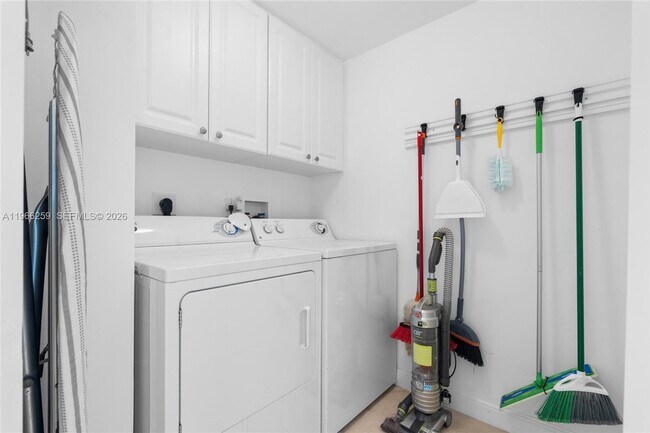 Building Photo - 21055 Yacht Club Dr