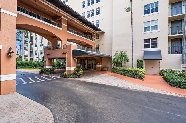 Building Photo - 1803 N Flagler Dr