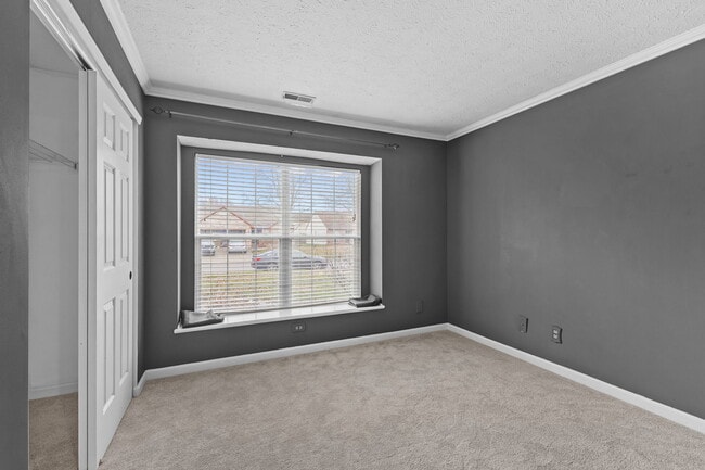 Building Photo - 778 Kingston Cir