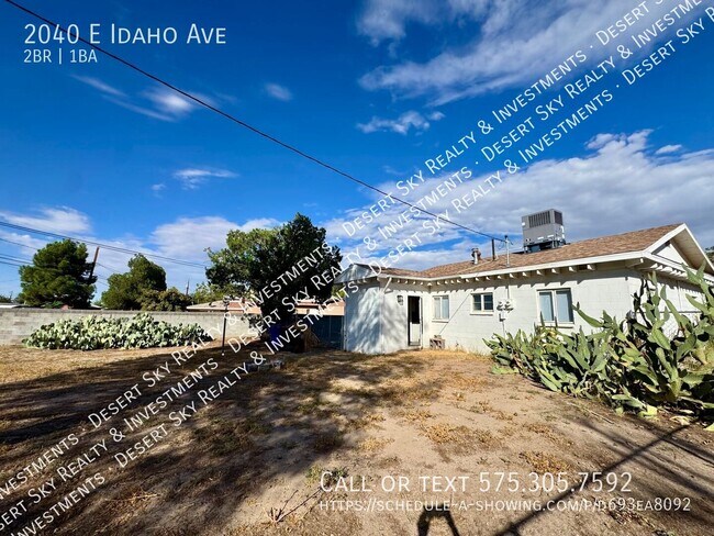 Building Photo - 2040 E Idaho Ave