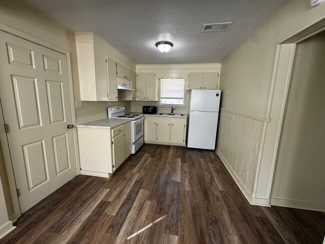 Building Photo - For Lease